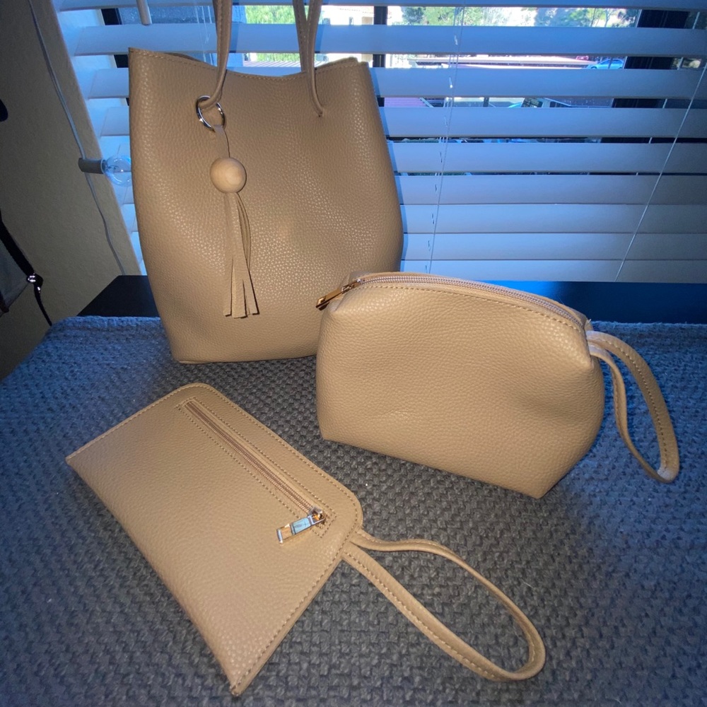NWOT✨Tan Faux Leather 3-piece Tote Set by Ellie - Picture 8 of 8